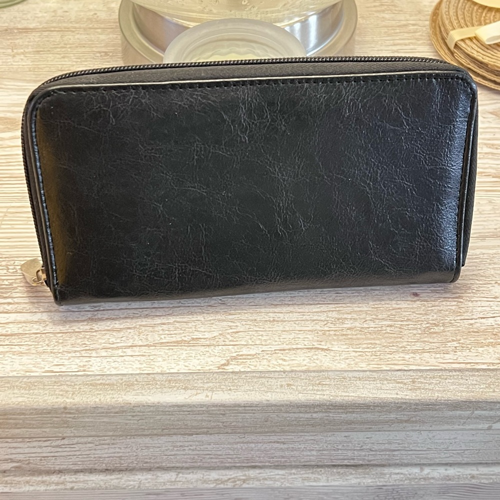 Black Faux Leather Wallet with Silver attachments - Picture 4 of 9